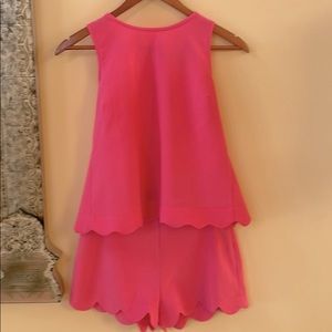 Sleeveless top w/ shorts